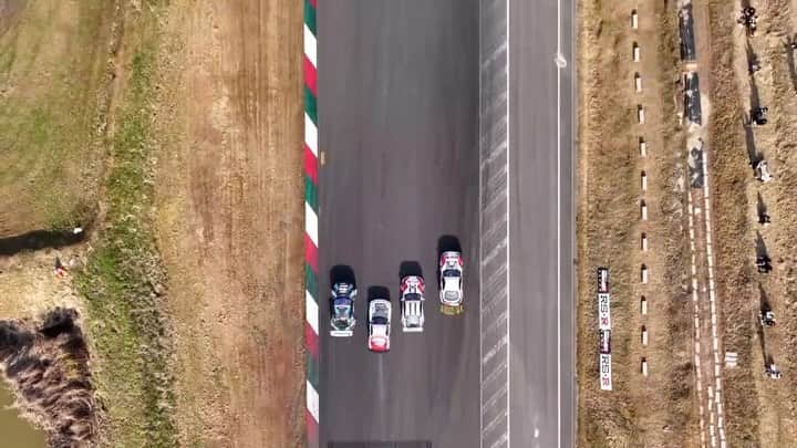 織戸学のインスタグラム：「Icons on the track: Team Japan showcases legendary skills in the tandem train competition. 🇯🇵  #RSRDF23 #FormulaDRIFT」