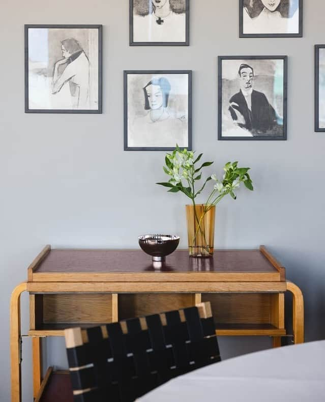 Artekさんのインスタグラム写真 - (ArtekInstagram)「Beautiful imagery shot by Anton Sucksdorff of the Savoy Restaurant (private cabinets on the 7th floor) in Helsinki.⁠ ⁠ Completed in 1937 by Aino and Alvar Aalto, the Savoy restaurant was carefully and respectfully revamped by Ilse Crawford and her studio in collaboration with Artek.」11月23日 16時10分 - artekglobal