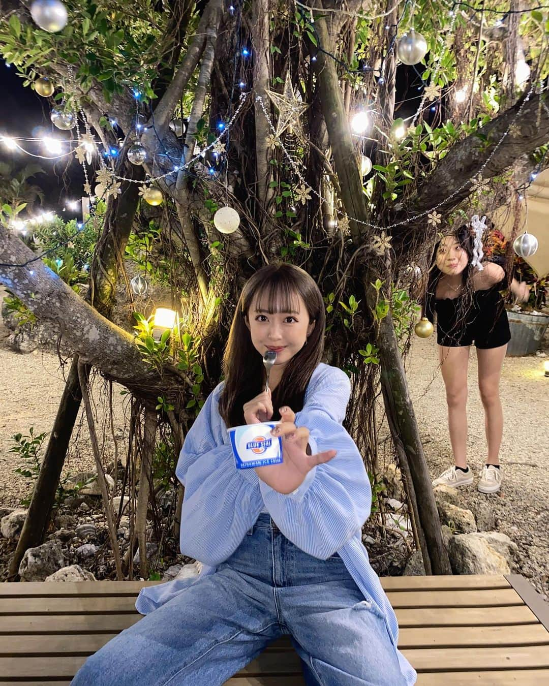 大木美里亜（みりちゃむ）さんのインスタグラム写真 - (大木美里亜（みりちゃむ）Instagram)「🧡BLUE SEAL🩵  石垣2日目の夜は、奥の方行ってバーベキューした🍖🔥  4枚目からこびと図鑑みたいなのいるから探して笑笑」11月23日 16時47分 - mirichamu_0710