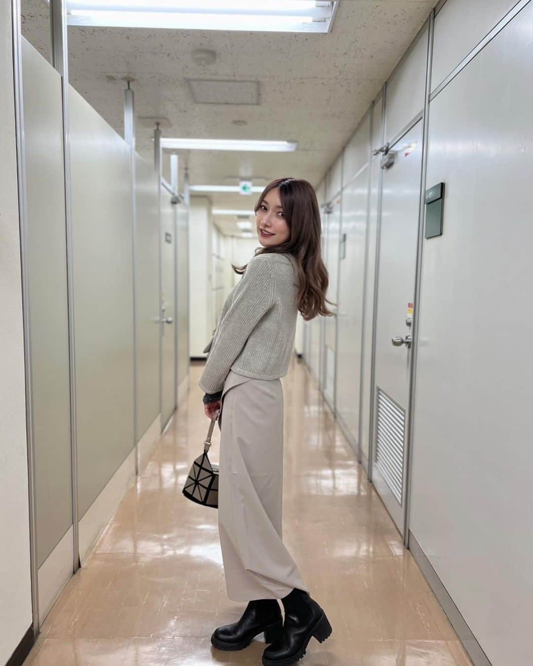 後藤真希さんのインスタグラム写真 - (後藤真希Instagram)「収録でした！！ 今日の私服〜！  #まきふく  #chicjoc」11月23日 16時39分 - goto_maki923