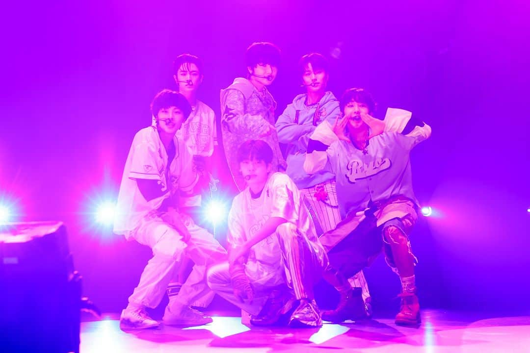 MTV Japanのインスタグラム：「【#VMAJ2023 -THE LIVE-🎤】 オープニングアクトとしてNCT NEW TEAM(@nctnewteam)がステージに登場‼️  🎶Set Listはこちら🎶  Hands Up We Go!  撮影：上山陽介  #NCTNEWTEAM」