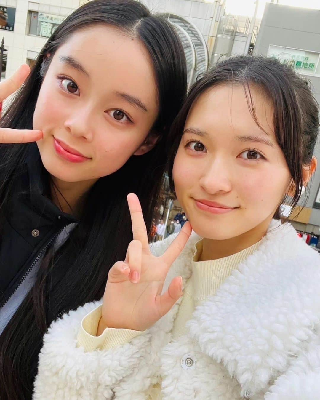 桧山ありすさんのインスタグラム写真 - (桧山ありすInstagram)「ふーちゃん#佐藤不二子 とのツーショ🫶🏻  少し前にふーちゃんと制服コーデで遊んできましたー!!  プリ撮ったり韓国料理食べたりたくさん話したりとっても楽しかったです💗  写真の明太クリームチーズビビンバ最強に美味しかった...🥹  #桧山ありす #alice #jk #fjk #jk1 #07 #16歳 #プリクラ #プリント倶楽部 #ビビンバ #制服コーデ⁡ ⁡」11月23日 17時03分 - alice.hiyama