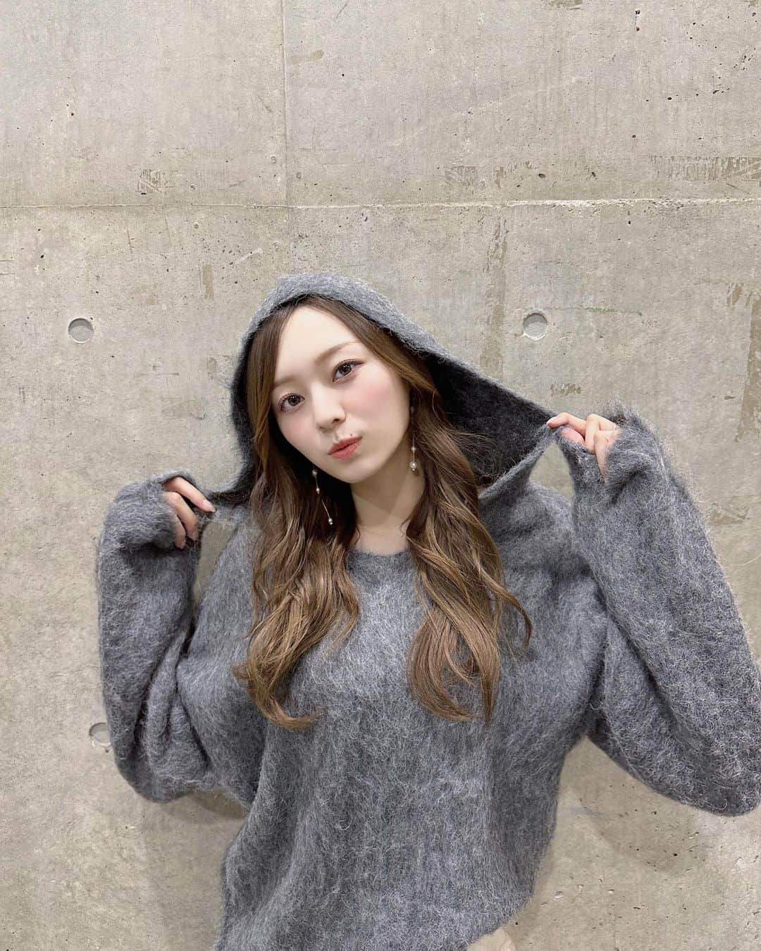 梅澤美波さんのインスタグラム写真 - (梅澤美波Instagram)「リアルミーグリ でした！  楽しかった〜。すっかり冬の服。🧶 ありがとうございました！」11月19日 21時29分 - ume_minami.official