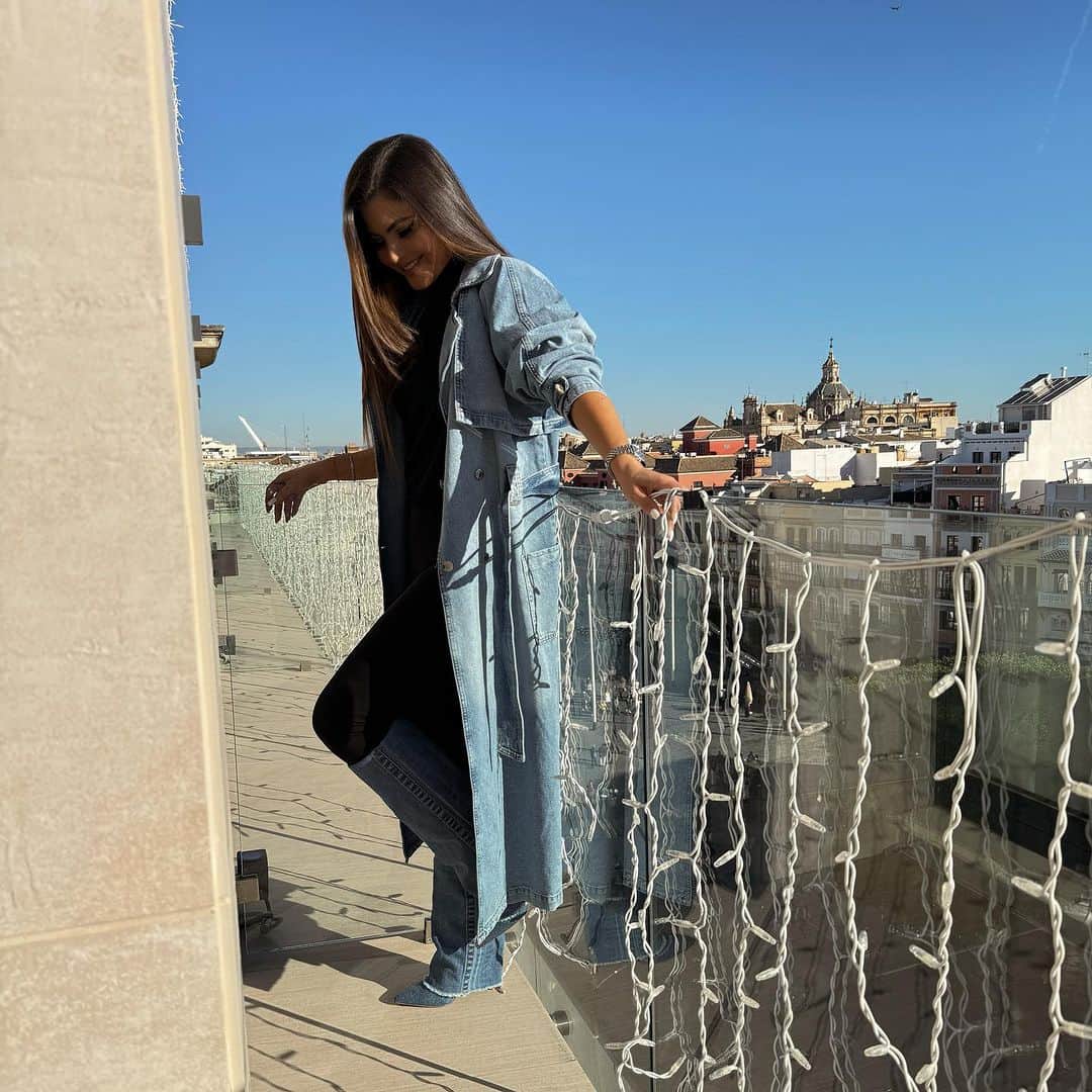 Chiquinquira Delgadoさんのインスタグラム写真 - (Chiquinquira DelgadoInstagram)「Sevilla y sus maravillosos colores, aromas, historia, su arte y su gente tan bonita ✨ #quelindaeressevilla  #hayqueregresar #unasemanapararecordar #sevilla #andalucia 🇪🇸」11月19日 21時33分 - chiqui_delgado