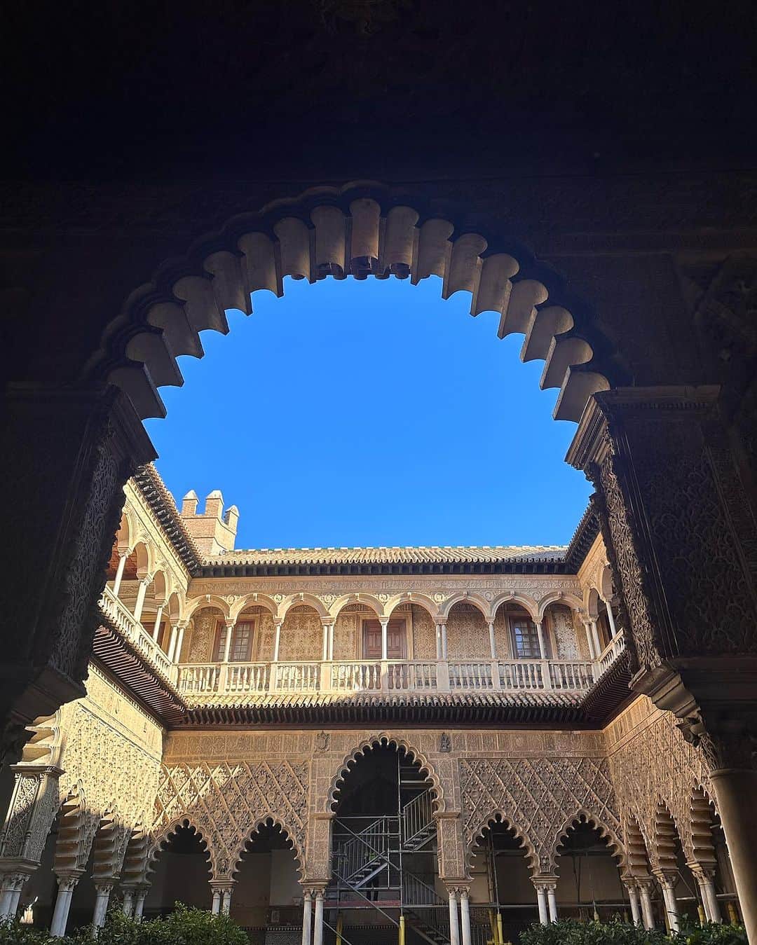 Chiquinquira Delgadoさんのインスタグラム写真 - (Chiquinquira DelgadoInstagram)「Sevilla y sus maravillosos colores, aromas, historia, su arte y su gente tan bonita ✨ #quelindaeressevilla  #hayqueregresar #unasemanapararecordar #sevilla #andalucia 🇪🇸」11月19日 21時33分 - chiqui_delgado
