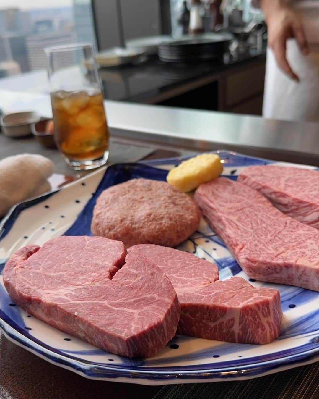 浅野杏奈さんのインスタグラム写真 - (浅野杏奈Instagram)「美味しいお肉を食べました🥩」11月19日 21時35分 - this.is.anna_box