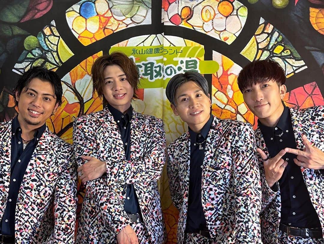 斬波さんのインスタグラム写真 - (斬波Instagram)「11月19日(日)竹取の湯へお越しくださり、 有り難う御座います！🌊 次回は12月2日(土)、この日は年内最後の竹取の湯ライブになります。 どなた様もお気軽にお越しください。 日本に笑顔を！  #斬波  #竹取の湯」11月19日 20時16分 - zanpa_blog