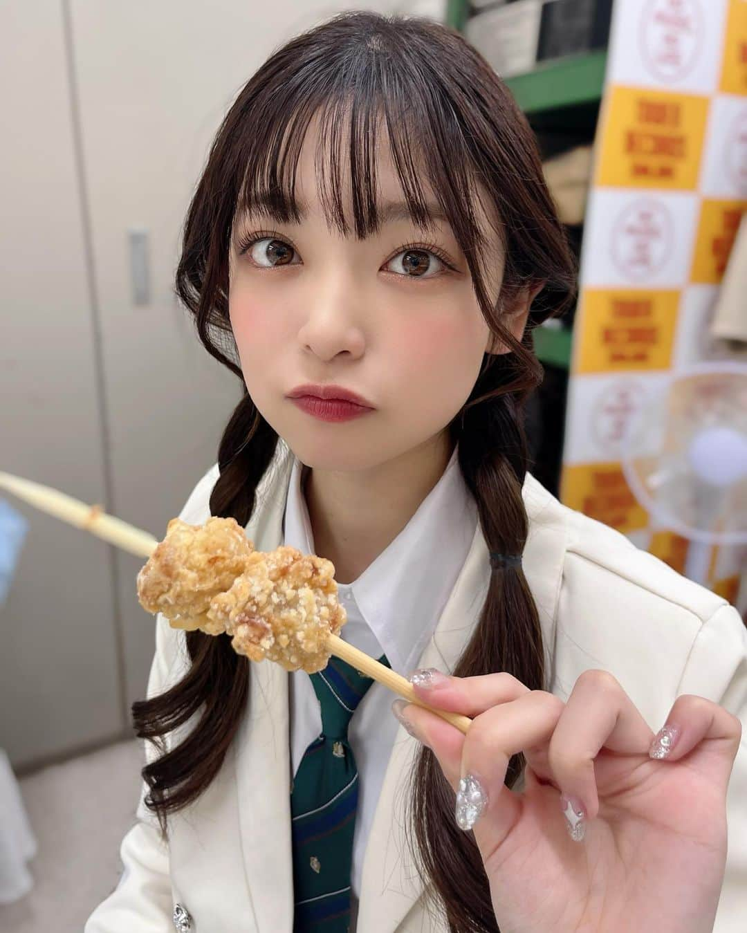 白岡今日花さんのインスタグラム写真 - (白岡今日花Instagram)「からあげをもりもり食べてます🍗」11月19日 20時35分 - kyoka_shiraoka