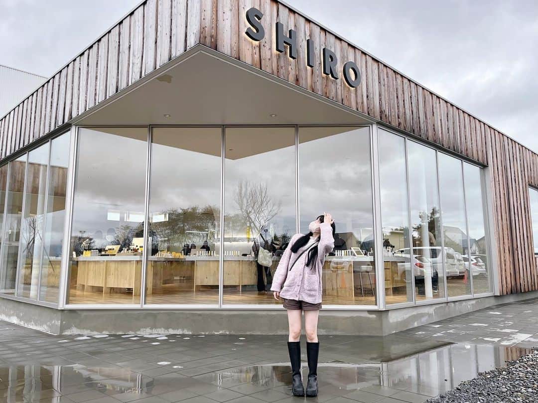 彩永あいりさんのインスタグラム写真 - (彩永あいりInstagram)「. ずっと行きたかったSHIRO砂川本店🤍 いい香りのオリジナル香水も作ったよ〜」11月19日 20時32分 - airi_sayanaga_official