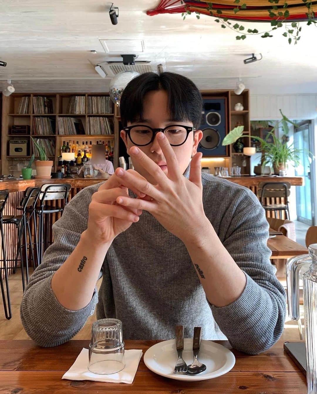 シン・ジインさんのインスタグラム写真 - (シン・ジインInstagram)「얼죽코의 계절이 왔습니다☃️☃️」11月19日 20時54分 - sinji_in