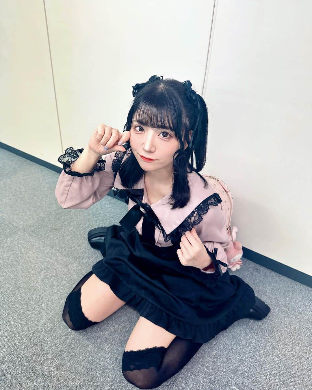 藤田みゆのインスタグラム：「. 地雷コーデ似合ってるかな🥺💕」