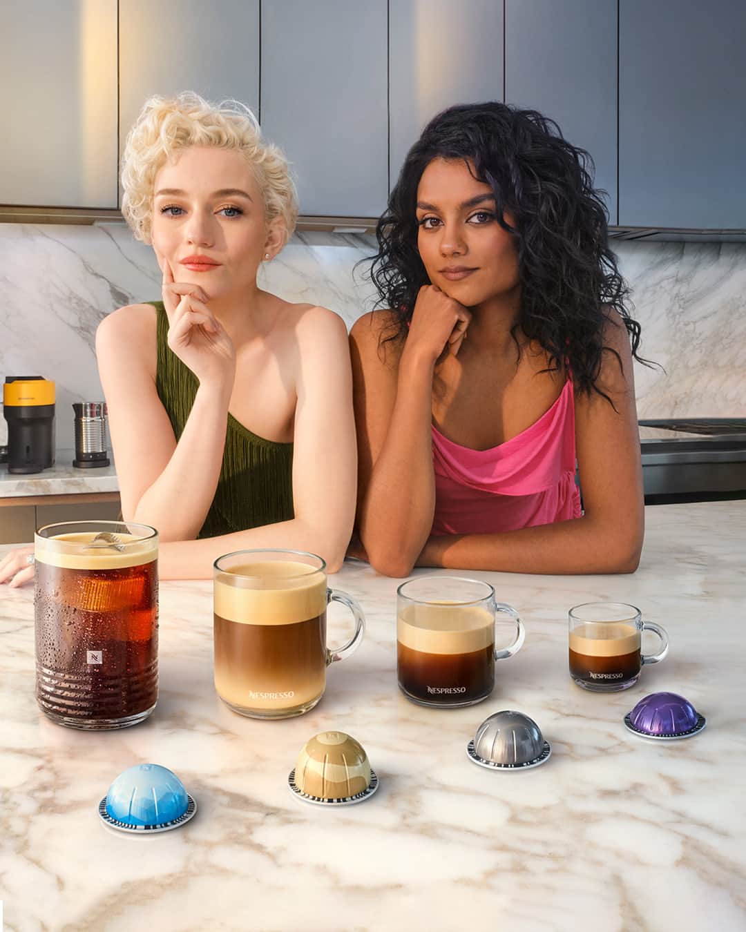Nespressoのインスタグラム：「Milk, iced, lungo, ristretto or espresso… Vertuo’s variety is simply unmatched. Enjoy over 30 ranges of coffee styles, blends and formats and live an #IncomparableCoffeeExperience   #UnforgettableTaste #Incomparablecoffeeexperience」