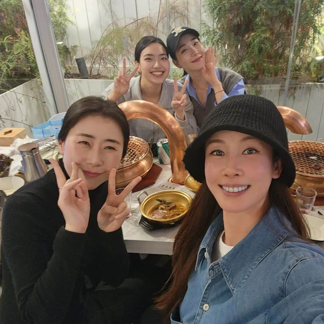 イ・テランのインスタグラム：「사랑하는 사람들과 #한양화로 . . #가성비짱소고기맛집  #한양화로삼성동본점」