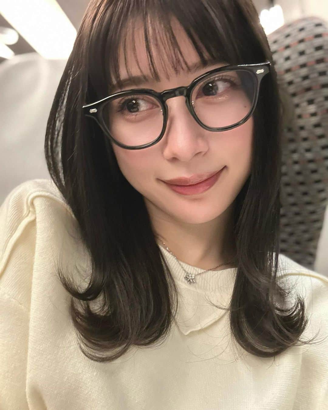 雪平莉左さんのインスタグラム写真 - (雪平莉左Instagram)「黒髪なう🐈‍⬛」11月19日 21時18分 - risa_yukihira
