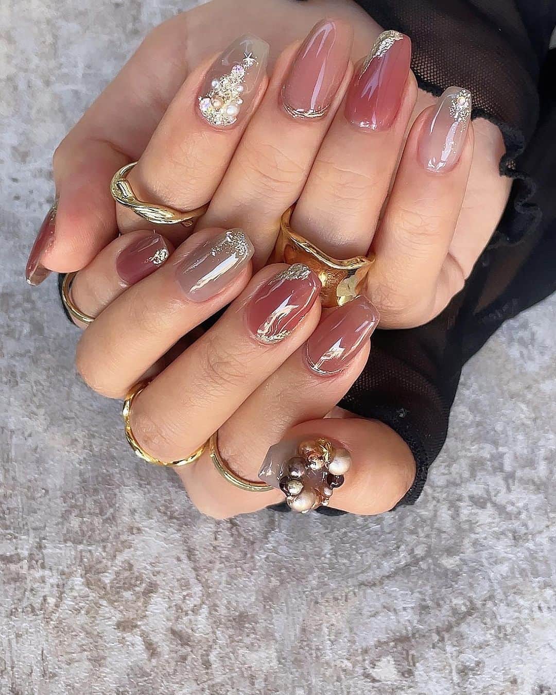 ??viviannail??のインスタグラム：「#クリスマスネイル  🎄✨」