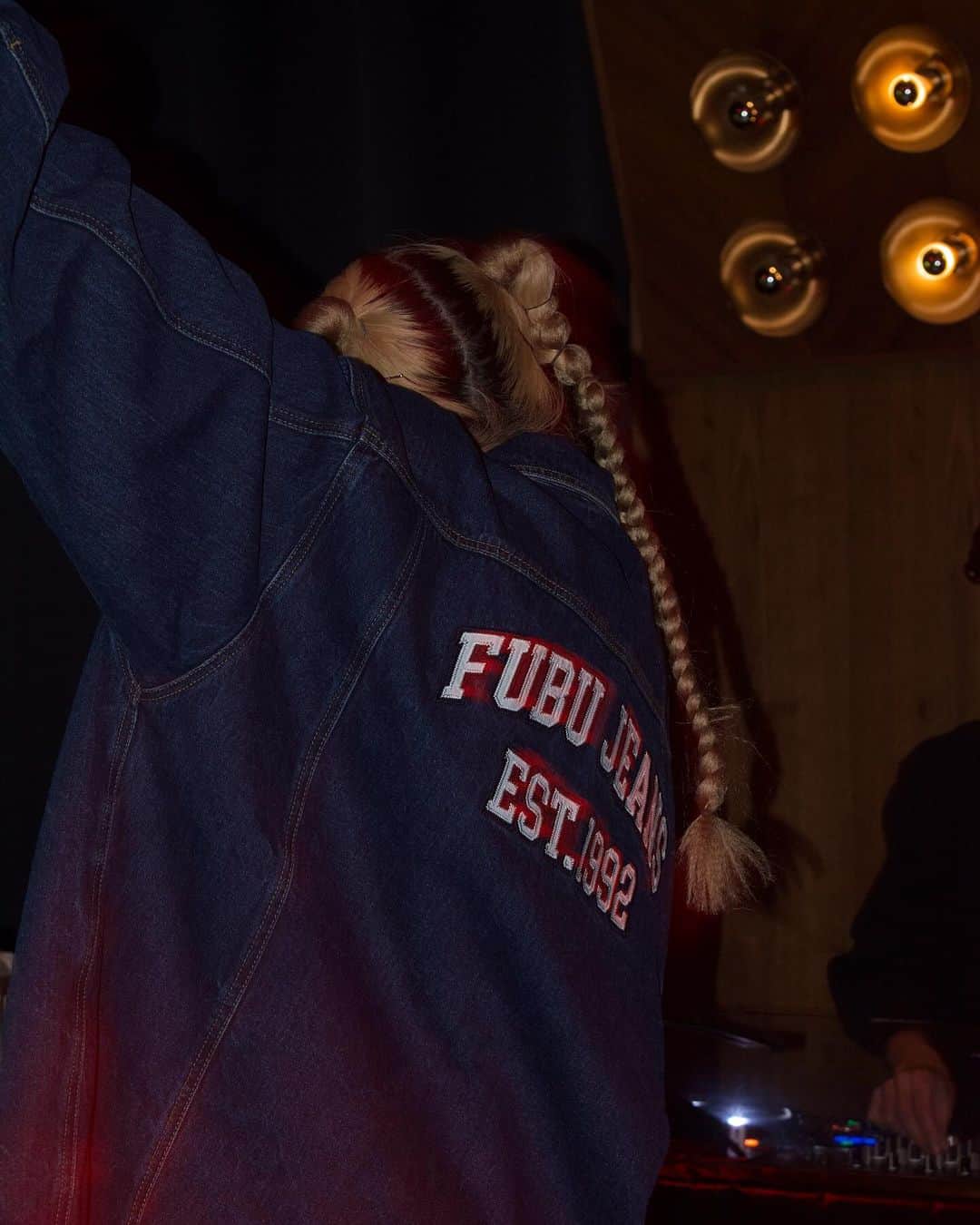 jyA-Me（ヤミー）さんのインスタグラム写真 - (jyA-Me（ヤミー）Instagram)「Thank you so much last night 🔥🎤❤️🙏🏽 @fubu_japan_official  @ortokyoofficial   And special thanks 🙏🏽 @aba626  @djhokuto  and gorgeous sweeties from ATL🍑🔥 @phaedraparks  @truthandcon  @fiskanistyle  @braidsbysadatu2」11月19日 21時22分 - jya_me