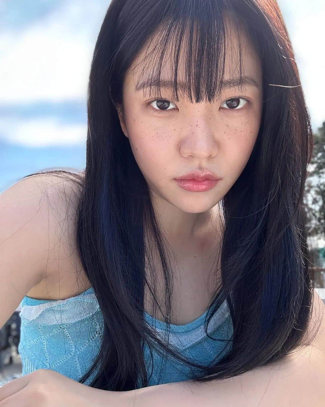 イェリさんのインスタグラム写真 - (イェリInstagram)「More of 'Chill Kill' peaks~😆🥰😍🩵 #REDVELVET #YERI #레드벨벳 #예리」11月19日 21時25分 - redvelvet_yeri