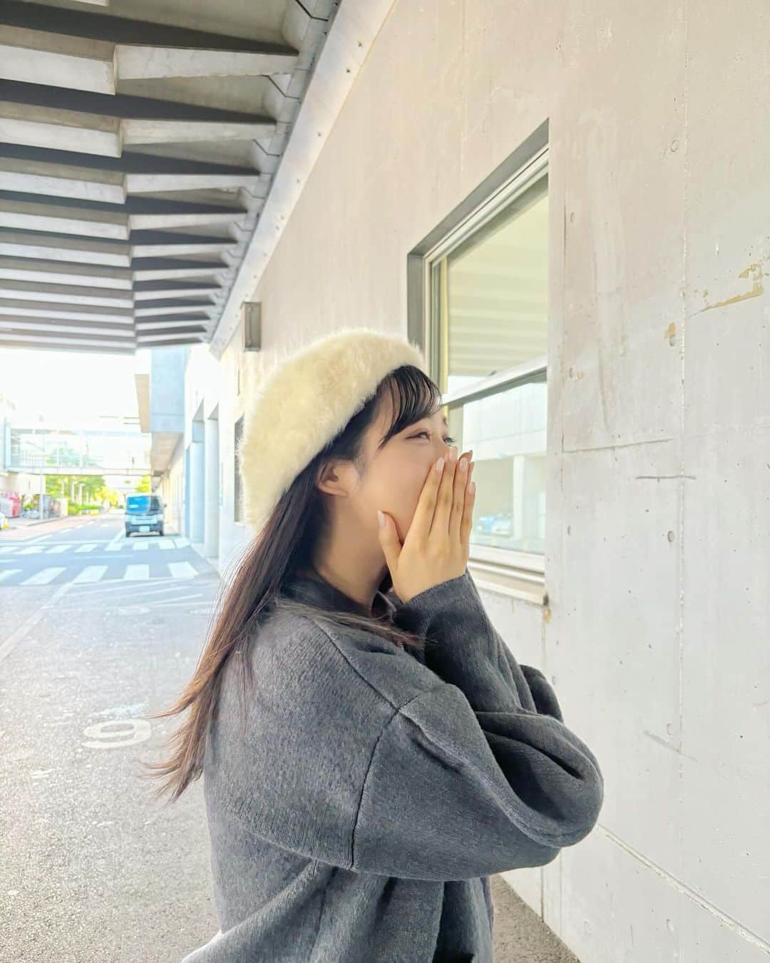 小栗有以さんのインスタグラム写真 - (小栗有以Instagram)「ロングブーツの時期だね~☺︎ 早めのモコモコベレー🐏🍃  #握手会 #秋コーデ#ロングブーツ #セットアップ#ベレー帽 #dazzlin」11月19日 21時25分 - yuioguri_1226
