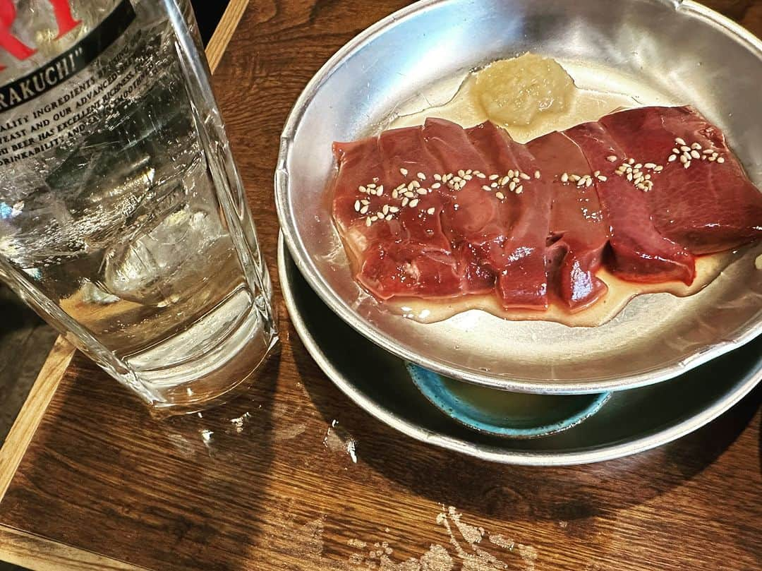 飯田カヅキさんのインスタグラム写真 - (飯田カヅキInstagram)「始めます。レバテキ最高が過ぎる。」11月19日 13時49分 - kazukiiida_strange