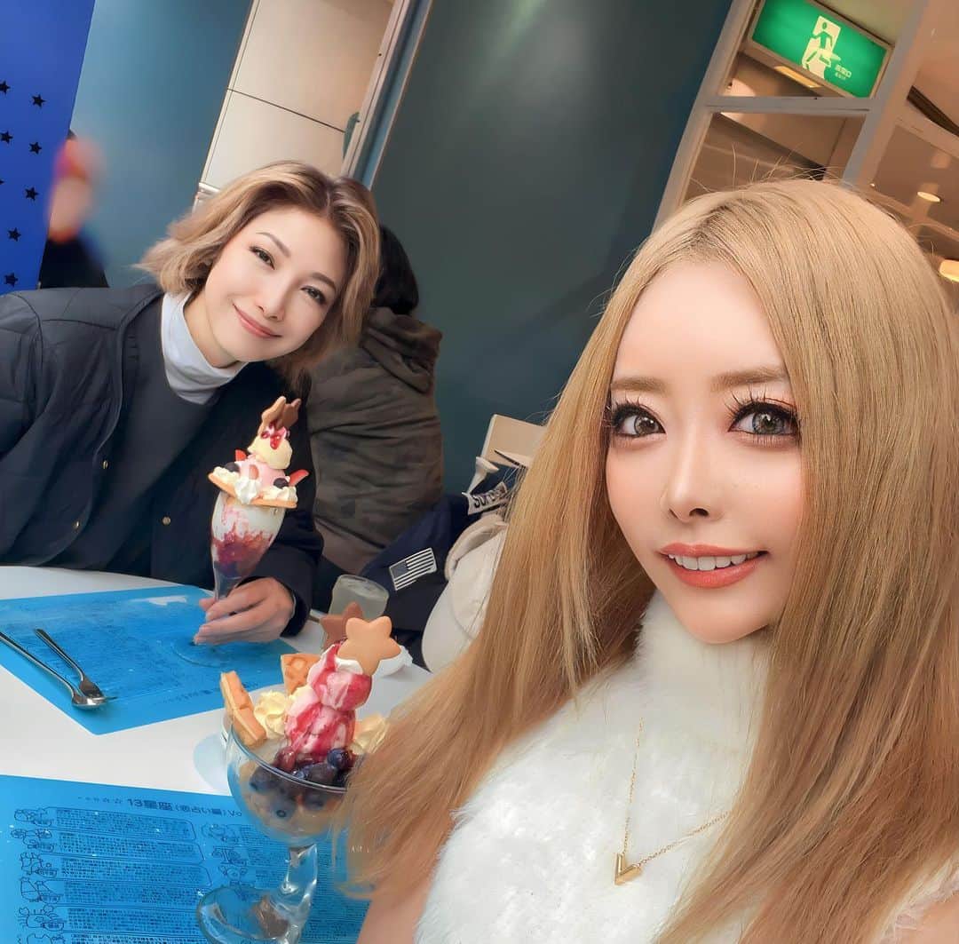 MIUさんのインスタグラム写真 - (MIUInstagram)「2023.11.17  Lunch with my beauty contest teacher Angela in Ikebukuro! Thank you for all your support every time😍😍LOVE❤️」11月19日 14時01分 - miu_sakurai_official