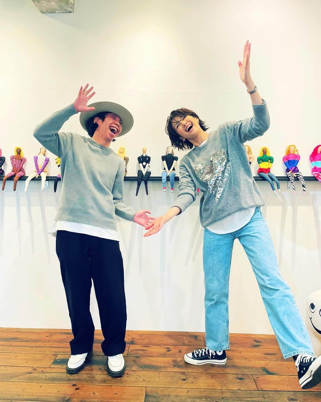 吉瀬美智子のインスタグラム：「午前中に撮影を終え、子供達とちょっぴり遊びに✨ わが家にはこの子を❣️ イベントは今日まででーす♪」