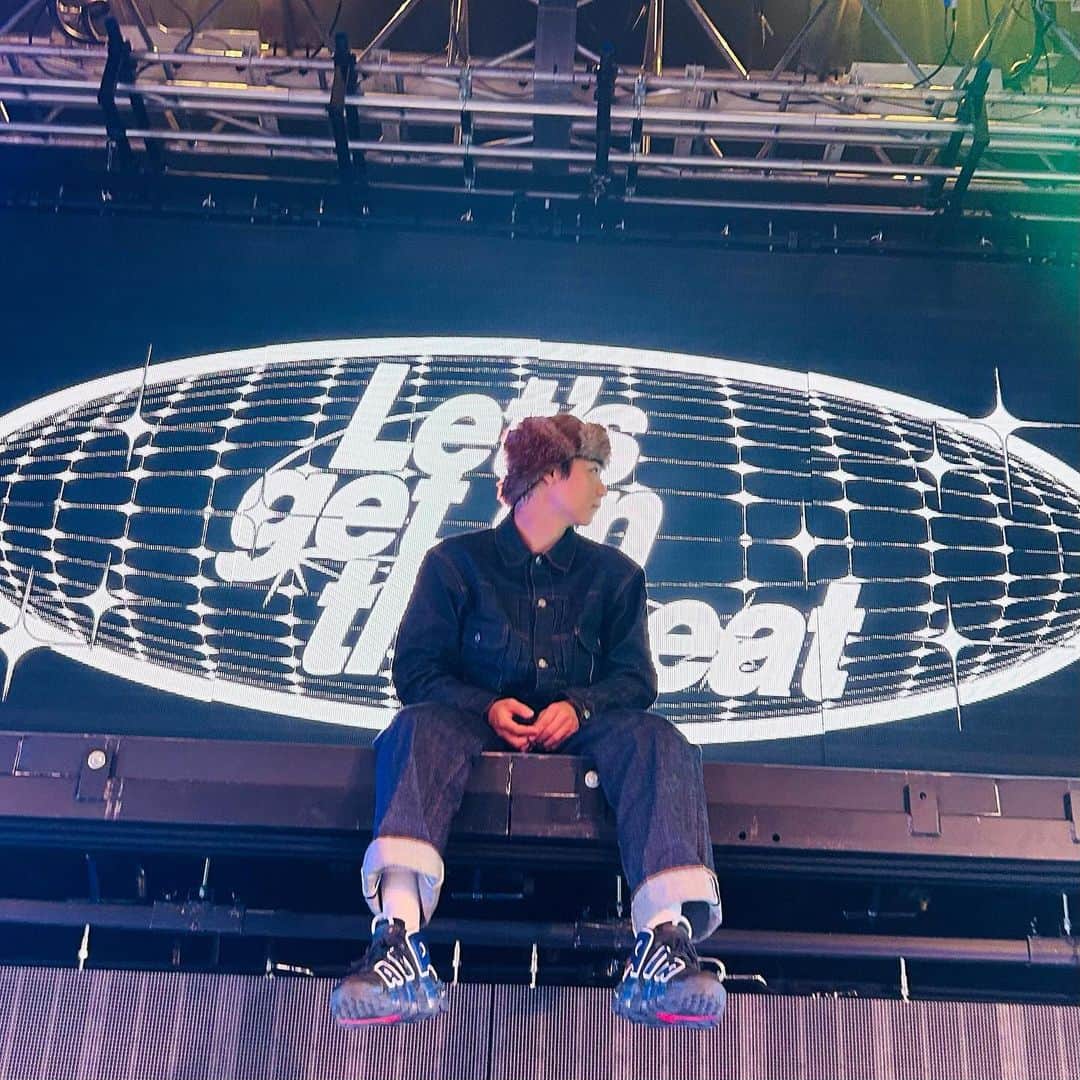 八村倫太郎（WATWING）さんのインスタグラム写真 - (八村倫太郎（WATWING）Instagram)「🪩🪩🪩#letsgetonthebeat」11月19日 14時21分 - rintaro_watwing