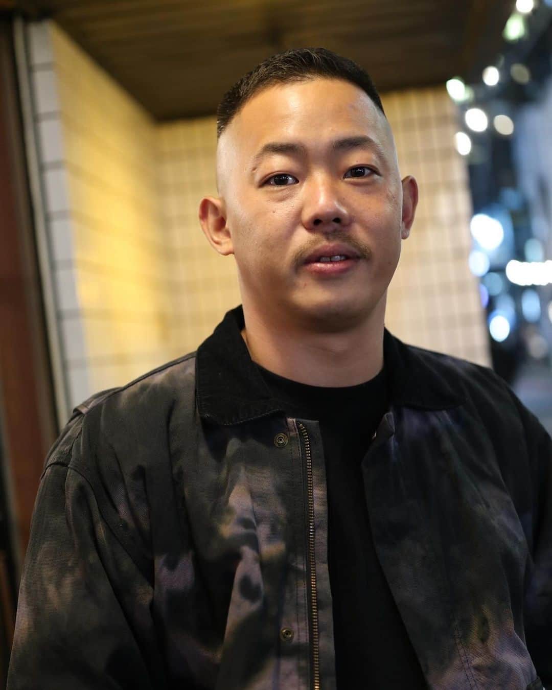 酒井尚さんのインスタグラム写真 - (酒井尚Instagram)「好感度をたくさん食べていつか大きなハートマークになりたいです。  ぴきぴき💔  #フェードカット #スキンフェード #クロップスタイル」11月19日 14時40分 - sakai__takashi