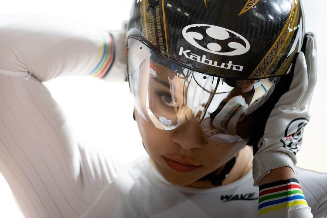 太田りゆのインスタグラム：「JAPAN TRACK CUP🇯🇵🌹🌹  3日間での総本数は16本ものすごくハードだったけど 最後の最後に優勝❤️‍🔥  私が私としての自信を失わないために最後まで諦めずに 勝負する気持ちを途切れさせなかったこと。 今回はこれが一番の収穫(*`･ω･)ゞ  明日からは競輪祭！行ってきます❤️‍🔥❤️‍🔥❤️‍🔥❤️‍🔥  #teambridgestonecycling #chaseyourdream  #trackcyclist #trackcycling #uci #cyclist #cycling #athlete #cyclingjapan #japan #hpcjc #ucicycling #tissot #自転車 #自転車競技 #アスリート #サイクリスト #サイクリング」