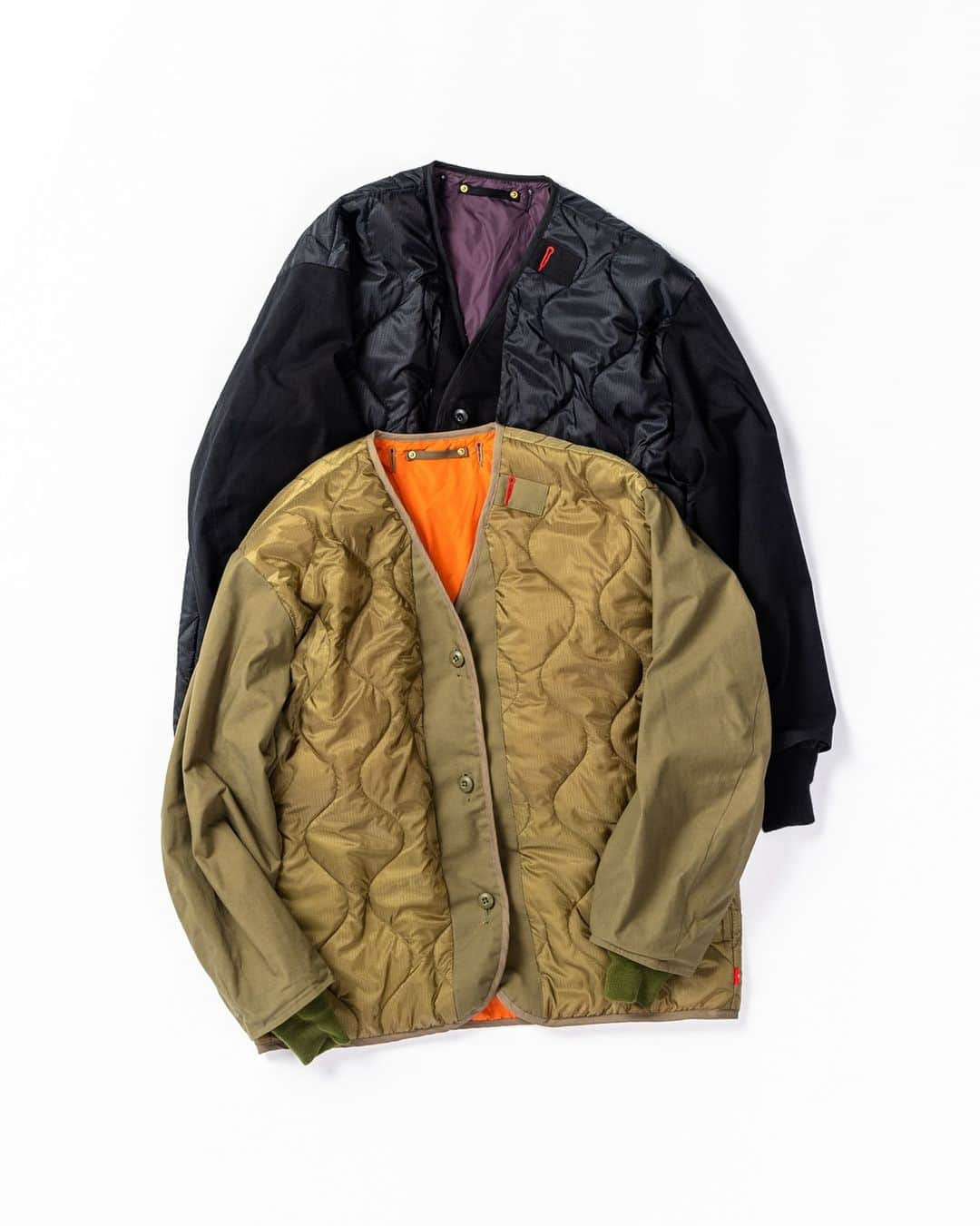 アナクロノームのインスタグラム：「. AN265 REVERSIBLE QUILTED JACKET OLIVE / BLACK」