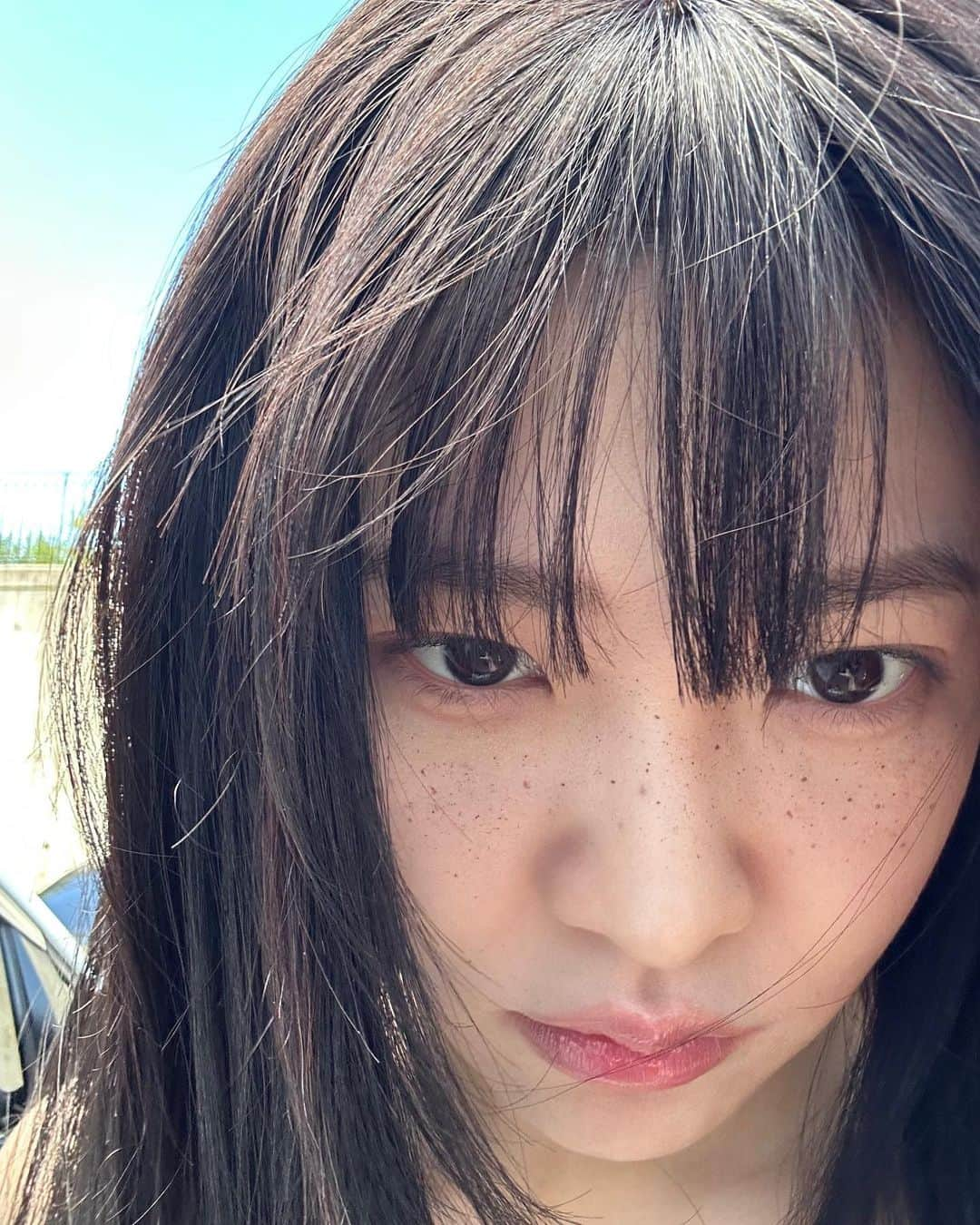 イェリさんのインスタグラム写真 - (イェリInstagram)「🦋🌬️🌬️🩵🫂」11月19日 15時10分 - yerimiese