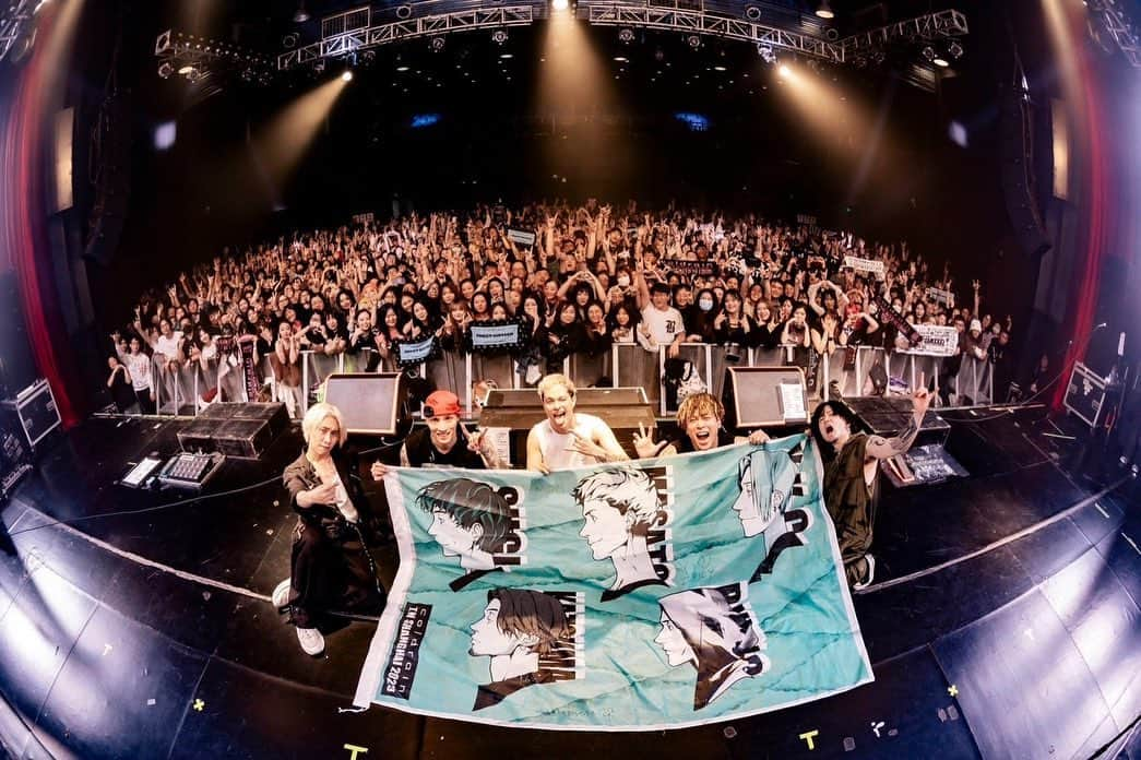 Katsuma のインスタグラム：「"coldrain LIVE IN SHANGHAI 2023" at バンダイナムコ上海文化センターDay1  photo by @fujiitaku   #coldrain」