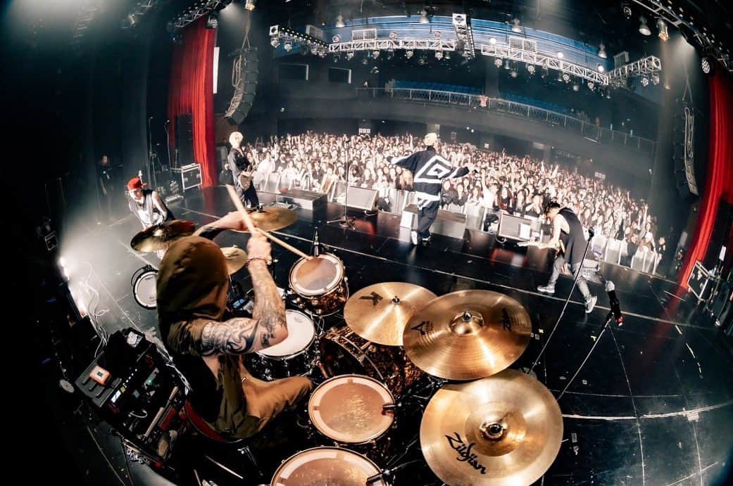 Katsuma さんのインスタグラム写真 - (Katsuma Instagram)「"coldrain LIVE IN SHANGHAI 2023" at バンダイナムコ上海文化センターDay1  photo by @fujiitaku   #coldrain」11月19日 15時15分 - katsuma_drums