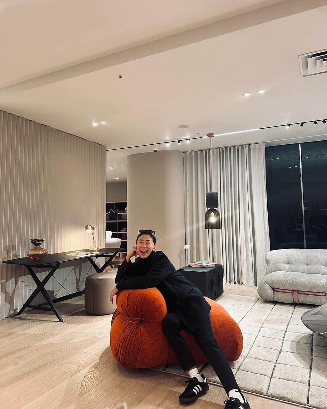 野沢和香のインスタグラム：「Sunday vibes🤍  @werthy.official」