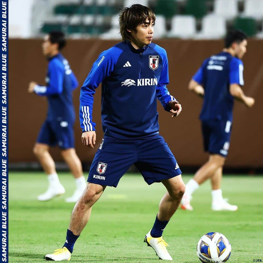 日本サッカー協会さんのインスタグラム写真 - (日本サッカー協会Instagram)「. 🔹𝗦𝗔𝗠𝗨𝗥𝗔𝗜 𝗕𝗟𝗨𝗘🔹 【2023.11.18 Photo Report📸】  ⚔️NEXT MATCH⚔️ 🏆FIFA #ワールドカップ 26アジア2次予選 兼 AFC #アジアカップ サウジアラビア2027予選 🗓️11.21(火)⌚️23:45(🇯🇵) 🆚シリア代表🇸🇾 🏟Prince Abdullah AlFaisal Stadium(サウジアラビア)  詳しい試合情報はプロフィールのJFA公式サイト『JFA.jp』から✍️  #AsianQualifiers #SAMURAIBLUE #夢への勇気を #jfa #daihyo #サッカー日本代表 #サッカー #soccer #football #⚽️」11月19日 15時46分 - japanfootballassociation