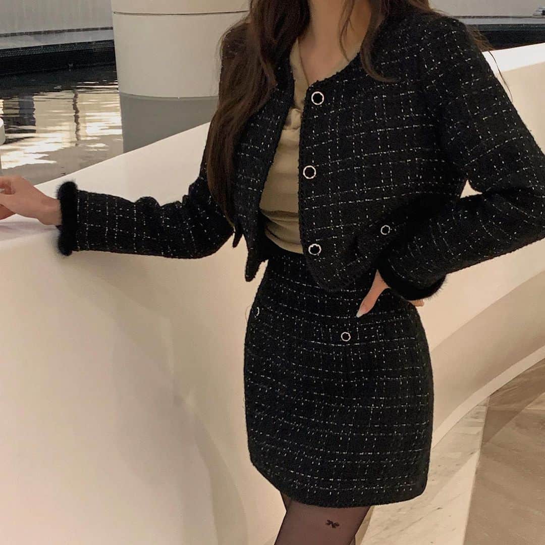 ソアのインスタグラム：「큰거온다😏🖤」