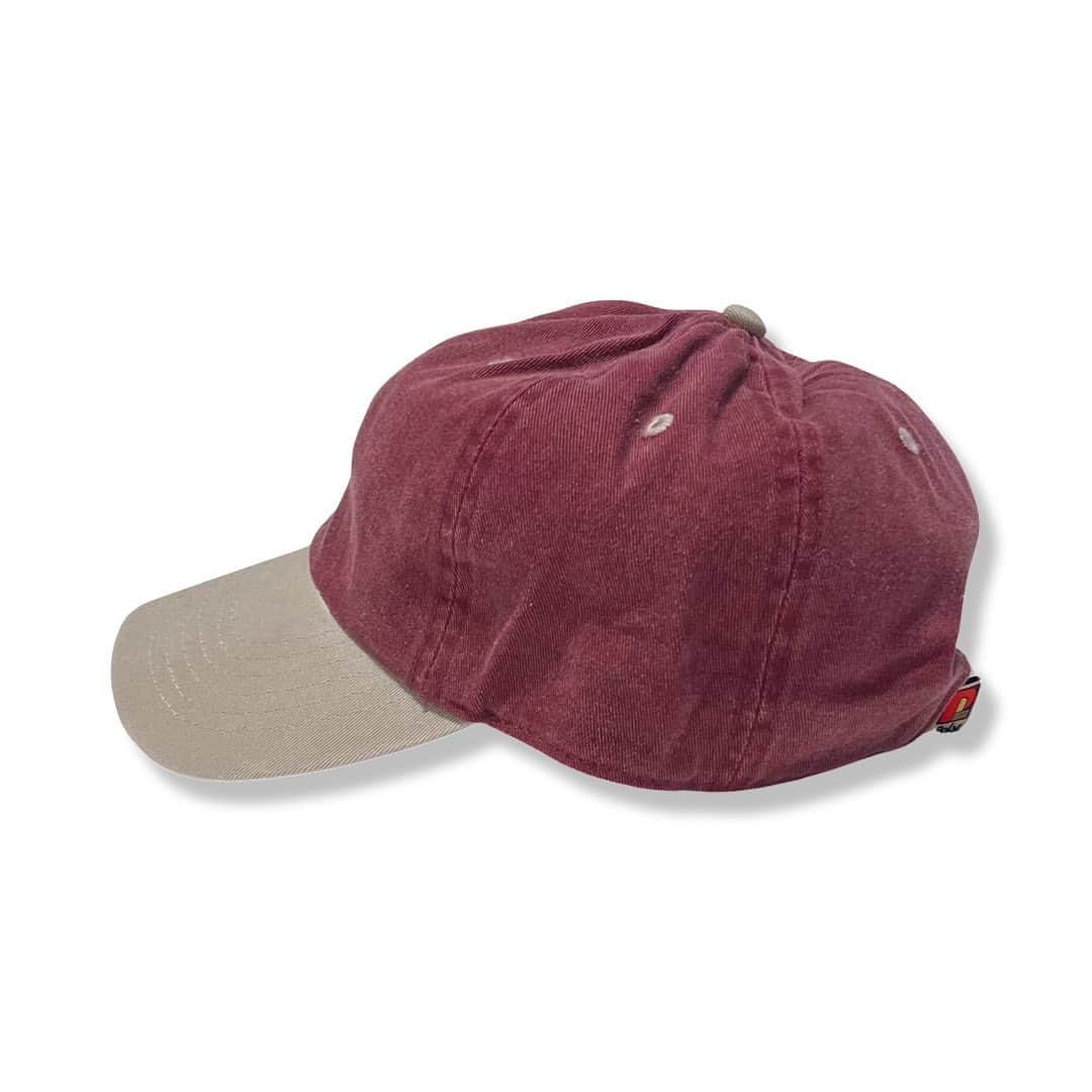 POLYさんのインスタグラム写真 - (POLYInstagram)「【POLY LOGO BASEBALL CAP】  POLYのロゴを主張したシンプルなベースボールキャップ。 バックのベルト部分にはPOLYのロゴピスネーム付きです✴︎  green/black/burgundy•sand」11月19日 21時42分 - _is_poly