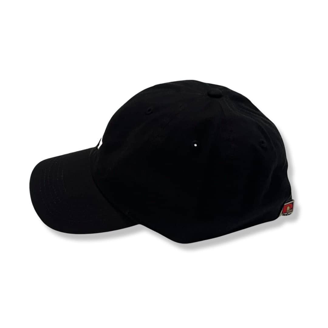 POLYさんのインスタグラム写真 - (POLYInstagram)「【POLY LOGO BASEBALL CAP】  POLYのロゴを主張したシンプルなベースボールキャップ。 バックのベルト部分にはPOLYのロゴピスネーム付きです✴︎  green/black/burgundy•sand」11月19日 21時42分 - _is_poly