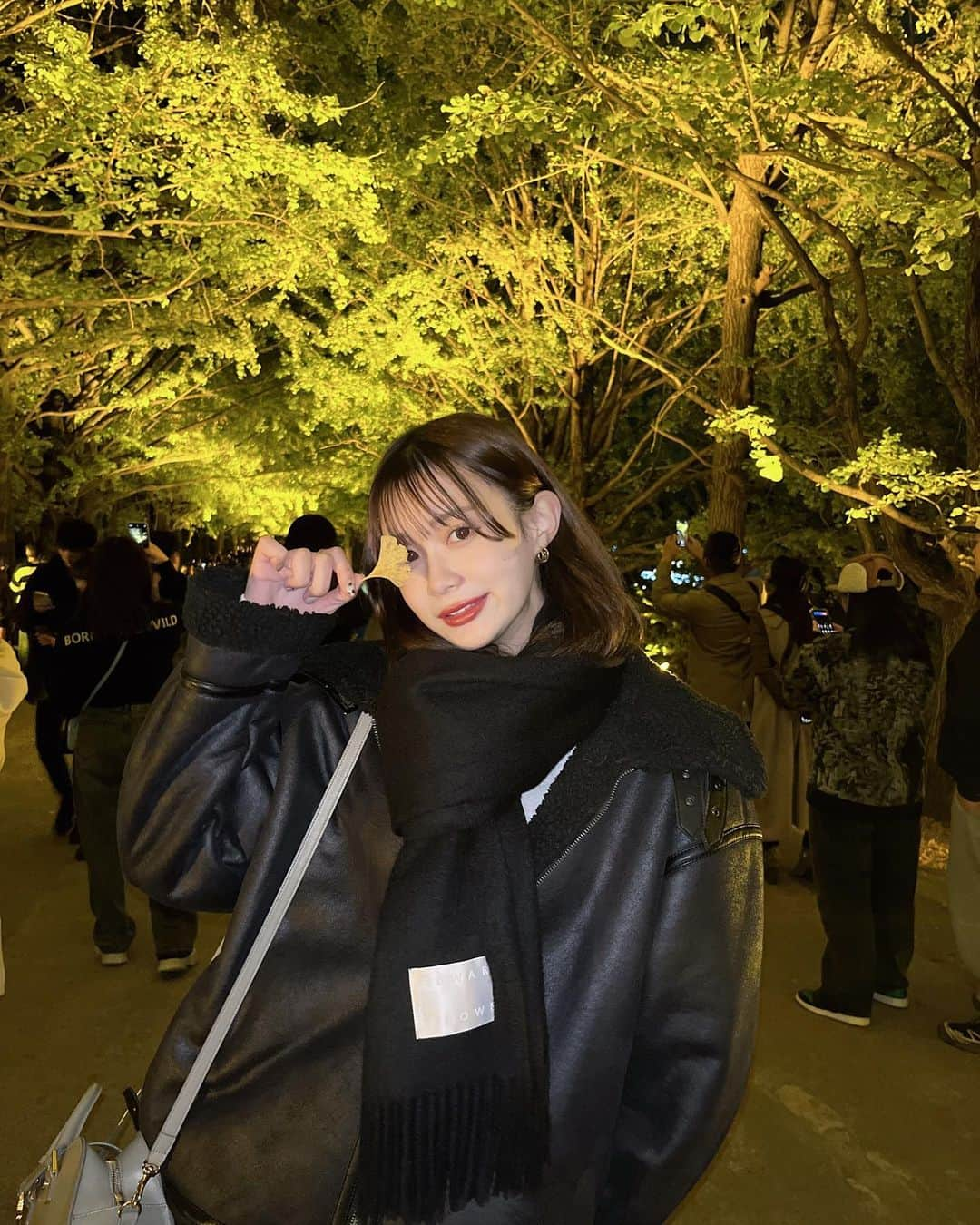 中野妃菜さんのインスタグラム写真 - (中野妃菜Instagram)「秋感じてきたよ🍂  最近よく質問されるマフラーは @edward_brown_official  ここ♡  #ootd#pr#マフラー」11月19日 16時42分 - hinanakano_