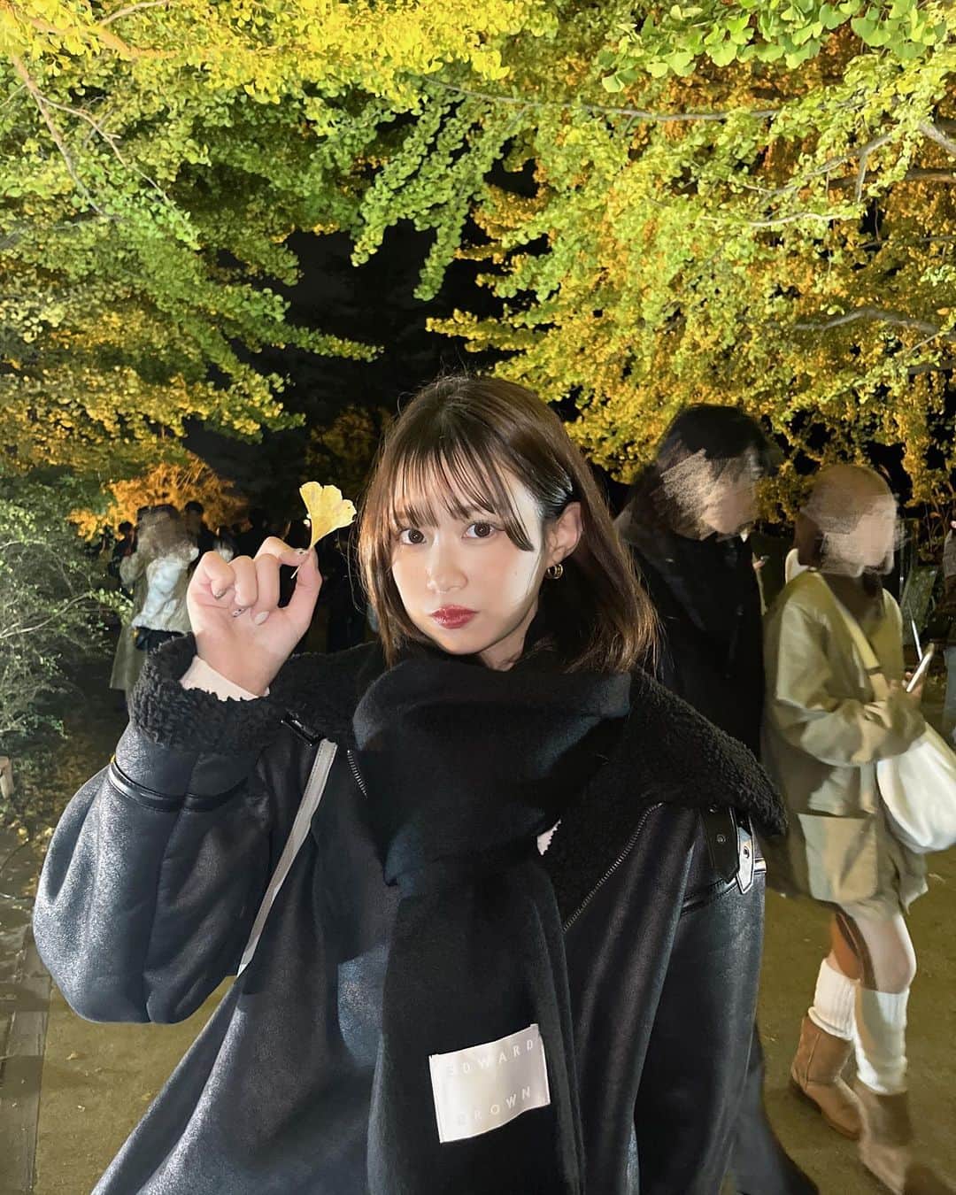中野妃菜さんのインスタグラム写真 - (中野妃菜Instagram)「秋感じてきたよ🍂  最近よく質問されるマフラーは @edward_brown_official  ここ♡  #ootd#pr#マフラー」11月19日 16時42分 - hinanakano_