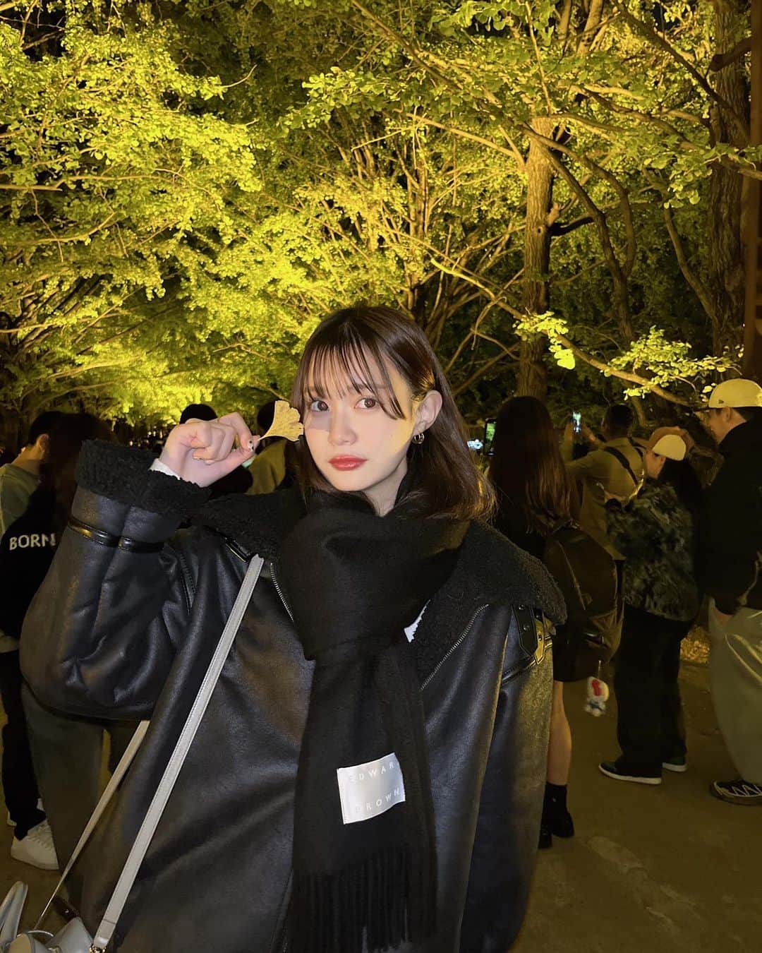 中野妃菜さんのインスタグラム写真 - (中野妃菜Instagram)「秋感じてきたよ🍂  最近よく質問されるマフラーは @edward_brown_official  ここ♡  #ootd#pr#マフラー」11月19日 16時42分 - hinanakano_