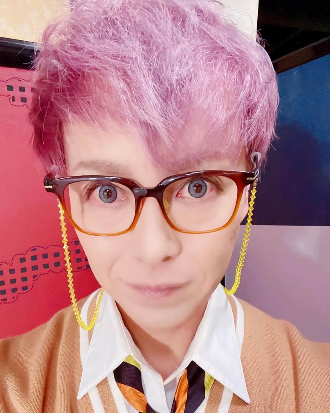 IZAMのインスタグラム：「ゆうばんは🌇  エクステとか、なにもなし。 髪を染めたよ。。。  自分でね☺️🌸✨  #IZAM #izam #SHAZNA #shazna」