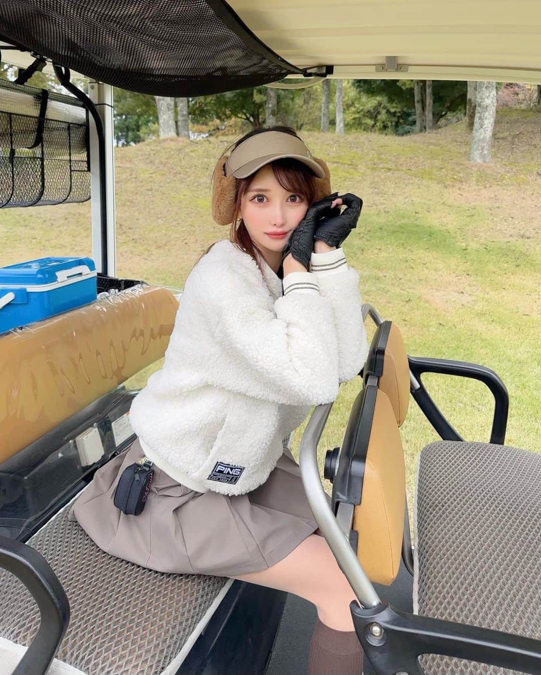 MAYUさんのインスタグラム写真 - (MAYUInstagram)「. 久しぶりの成田ゴルフ倶楽部⛳️🐏🤎 . スコアは 41.40-81 でした🤍 ドライバーとパターの調子が良くてスコアまとまった😆✨ この２つが良いと、途中のウッドやアイアンをミスっても なんとかなるよね🥺✊🏻 . . #ゴルフ女子#ゴルフ#ゴルフウェア#ウノピゥ#ウノピゥウノウグァーレトレ#ピン#ピンゴルフ#golf#golfwear#golflife#golfaddict#golfcourse#1piu1uguale3#1piu1uguale3golf#ping#pinggolf#japan#narita」11月19日 17時04分 - mayu.kina_golf