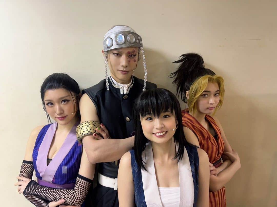 辻凌志朗のインスタグラム：「#舞台鬼滅の刃 大阪千秋楽、ご来場頂き誠にありがとうございました。  久々に立ったメルパルク。 あの頃の思い出が蘇りました。 そして、此処の0番に立てた景色は一生忘れません。  これからも、皆様と沢山素敵な景色が観れますように。  東京公演も、ド派手に参ります💎✨ お楽しみに！」