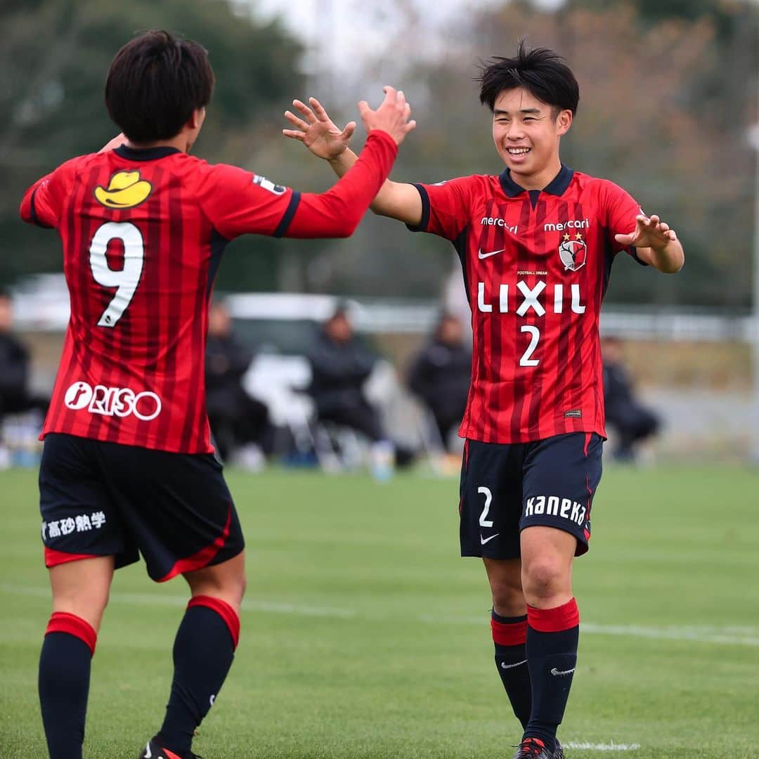 鹿島アントラーズさんのインスタグラム写真 - (鹿島アントラーズInstagram)「高円宮杯 JFA U-18サッカープリンスリーグ 2023 関東1部で、鹿島アントラーズユースの2位以上が確定し、プレミアリーグ参入プレーオフ進出が決まりました！  写真は昨日の第16節 帝京高校戦より。4-0の快勝でした！  リーグ戦は残り2試合。そして参入プレーオフは12/8（金）、12/10（日）開催予定です。  アントラーズユースへの応援もよろしくお願いします！  #鹿島アントラーズ #kashimaantlers #アントラーズアカデミー #鹿島アントラーズユース」11月19日 18時11分 - kashima.antlers