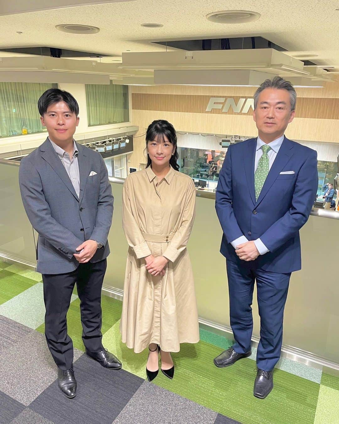 フジテレビ「プライムニュース イブニング」さんのインスタグラム写真 - (フジテレビ「プライムニュース イブニング」Instagram)「昨日、今日と、勝野アナ＆奥寺アナが訴えているのは… 乾燥した日が続いていて唇が乾く!でした。  それにしてもいい天気でしたね。 来週以降、暖かい日が続きそうです。  今週もご覧いただきありがとうございました!  #生野陽子 @yoko_shono #奥寺健 @fujitv_announcer #杉原千尋 @chihiro.sugihara #勝野健 @ken.katsuno #フジテレビ  #アナウンサー  #ニュース」11月19日 18時16分 - livenews_it