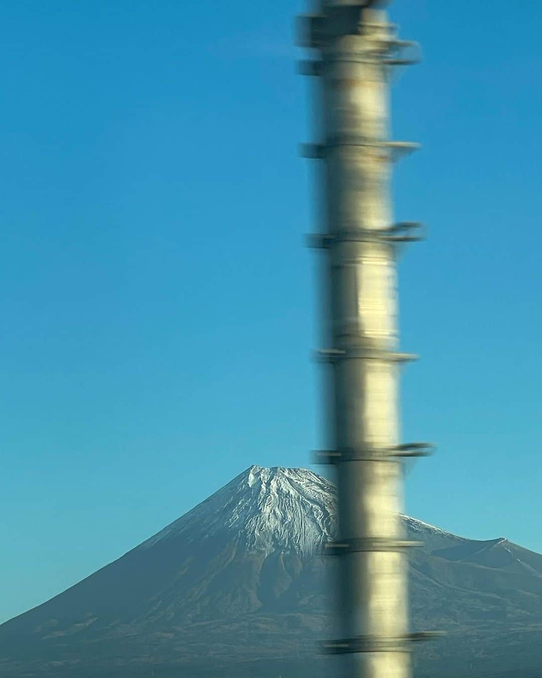 白河れいのインスタグラム：「愛知県、お邪魔しました。 道中で見えた富士山にも、パワーいただきました。🗻🤍」