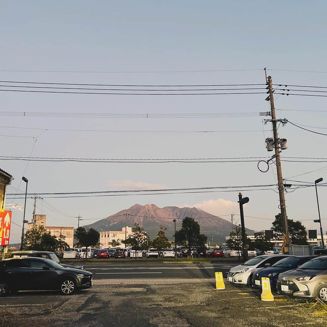 KIKIのインスタグラム：「鹿児島に来ました🌋✨ #ash2023 #goodneighbors」