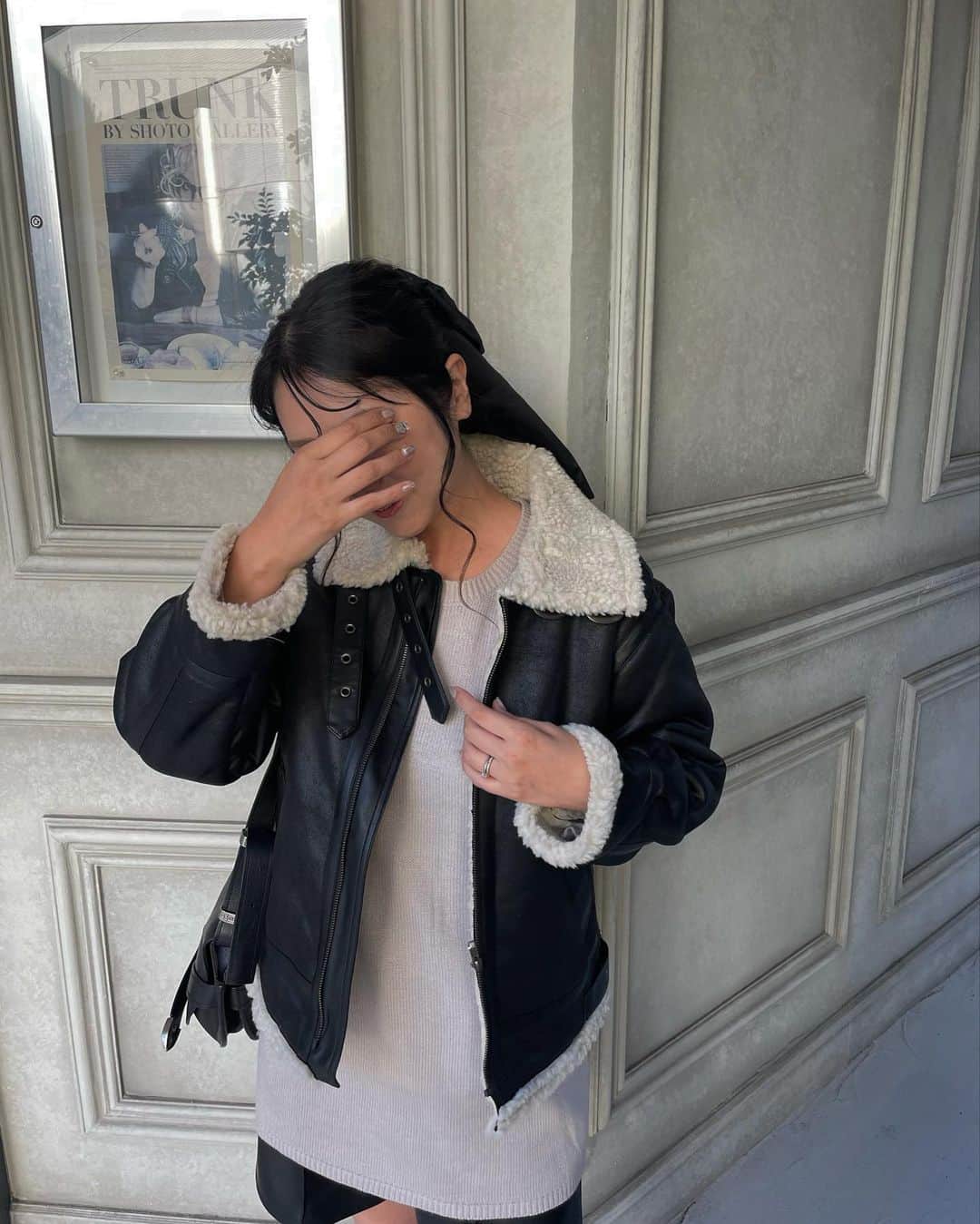 yoka1124のインスタグラム：「☆ 𝕠𝕦𝕥𝕗𝕚𝕥 ☆  . 可愛すぎるーっ @ungrid_official フェイクボアムートンしかもポカポカ♡  zozoでクーポン出てるよ！ 寒くなる前に！  今日は夜遊び主婦 これからカラオケ🎤🎵 楽しみすぎるーっ  . . #ungrid#アングリッド#高身長女子#高身長コーデ#40代コーデ #40代ファッション#大人カジュアル#30代ファッション #30代コーデ#骨スト#骨格ストレート#シンプルコーデ#キレイめコーデ」
