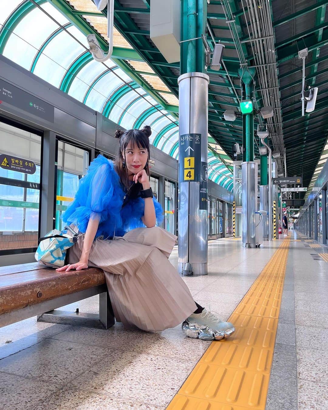 草野絵美のインスタグラム：「Halfway through November and I'm still not over my September trip to Korea.  Meeting my internet friends irl🟰Absolute best feeling🫰🌀♥️ 9月の韓国の思い出🫶 #gateway @nftnow」