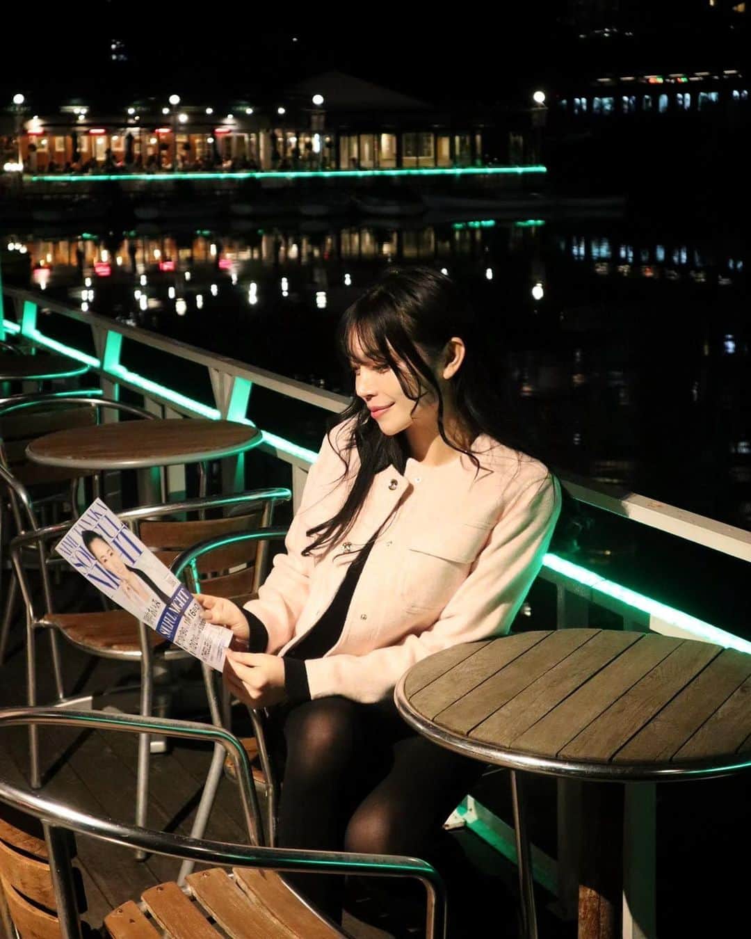渡辺 さあやさんのインスタグラム写真 - (渡辺 さあやInstagram)「先日、@aimi_tanaka.officialさんの ライブへ伺いました🎙️  日本レコード大賞2022の最優秀新人賞も受賞していて、さんま御殿や浜田歌謡祭などの人気番組に出演してて、トークが面白くてめちゃくちゃ気になってた#田中あいみ さん❤️  LIVEでも京都出身の関西弁トークが 最高に面白い‼️ ファンの方との掛け合いも最高でした🫶 もっとバラエティー番組に出演して みんなに面白さが伝わればいいのに🤣  もちろん、歌もめちゃくちゃ上手で カバー曲も歌われてたけど どれがカバーなのかわからないくらい あいみさんの曲みたいでした！  最後、和田アキ子さんの曲を 歌われてる時、前の方に座ってるファンの方が涙されてて、それを見てあいみさんも涙が溢れてきてるのを見て、私まで涙が溢れてきました😭🤍  毎月開催してるみたいだから 来月も行きたいな〜🥰  #PR #田中あいみ #aimi #演歌 #歌謡曲 #おかみ #神楽坂 #music #live #音楽   photo／ @fukuyama_asaki  w／ @haruka_takahashi0127」11月19日 18時56分 - saaya_love